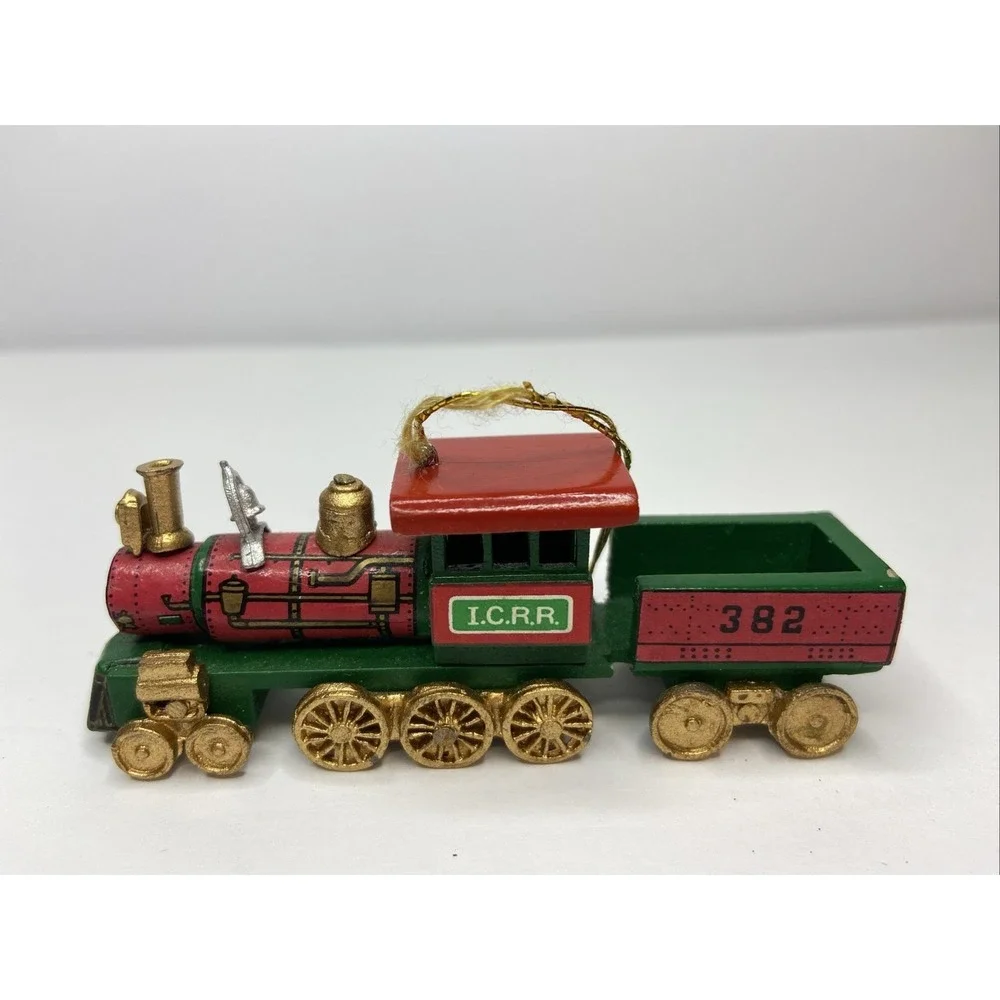 Vintage Wooden Train Christmas Ornaments Set of 3‎ ICRR 382 Steam Engine